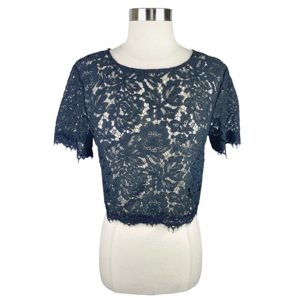 Forever 21 Black Crochet Lace Cropped Blouse - Size Medium - Picture 1 of 4